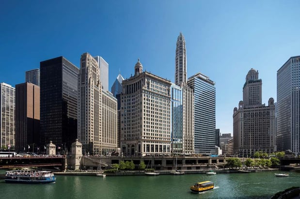 Images LondonHouse Chicago, Curio Collection by Hilton