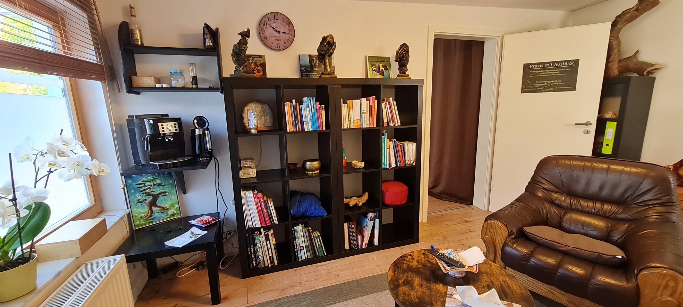 Praxis mit Ausblick, Psychotherapie nach dem Heilpraktikergesetz, Kreuzbergstr. 1 in Aindling
