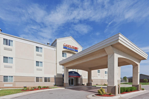 Images Candlewood Suites Oklahoma City South - Moore, an IHG Hotel
