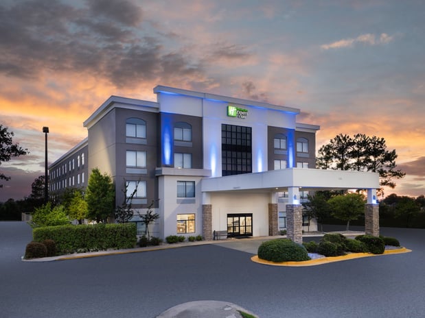Images Holiday Inn Express & Suites Augusta West - Fort Eisenhower by IHG
