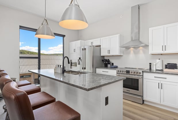 Images Hotel Indigo Silverthorne by IHG