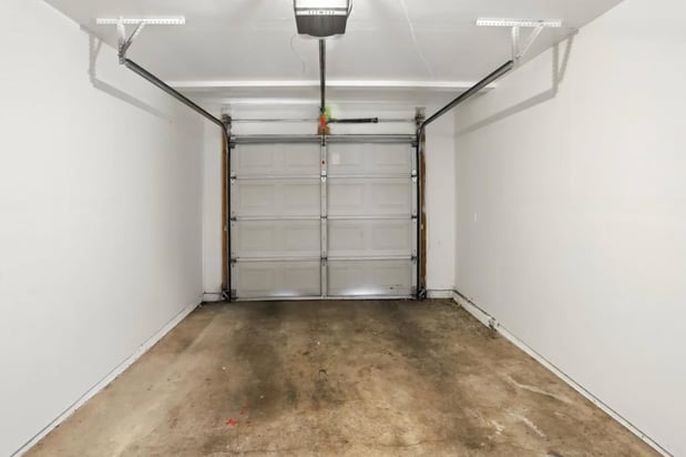 Images Oakstone Apartments