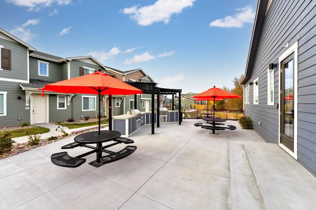 Images Arrive Longmont