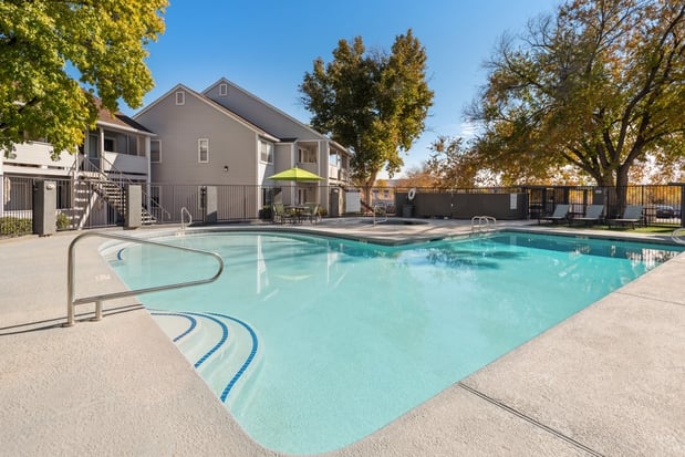 Images Bella Vista Apartments