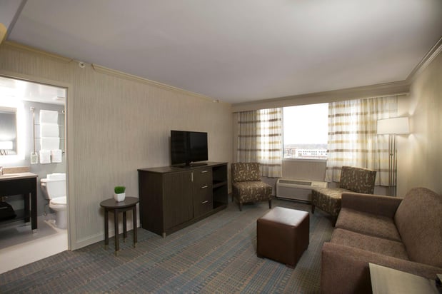 Images Holiday Inn Columbus Dwtn-Capitol Square by IHG