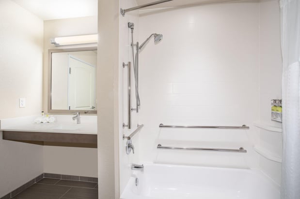 Images Holiday Inn Express & Suites Manhattan by IHG