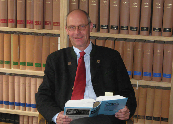 Bild 1 Dr. Jur. Jörg Pfost Rechtsanwalt in Murnau