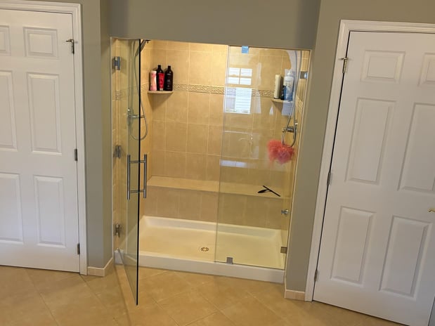 Images Vasquez glass services LLC