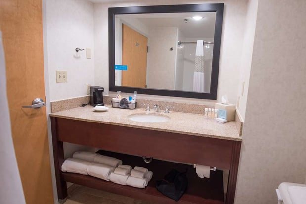 Images Hampton Inn Louisville-North/Clarksville