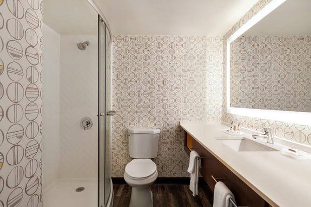 Images Holiday Inn Orlando-International Airport by IHG
