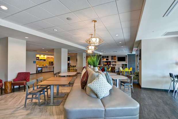 Images Home2 Suites by Hilton Tampa USF Near Busch Gardens