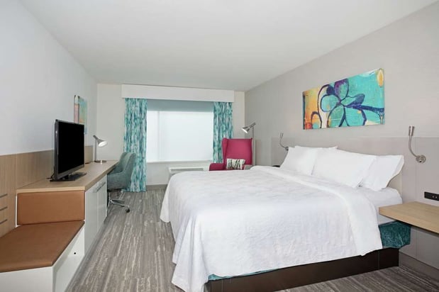 Images Hilton Garden Inn Omaha Aksarben Village