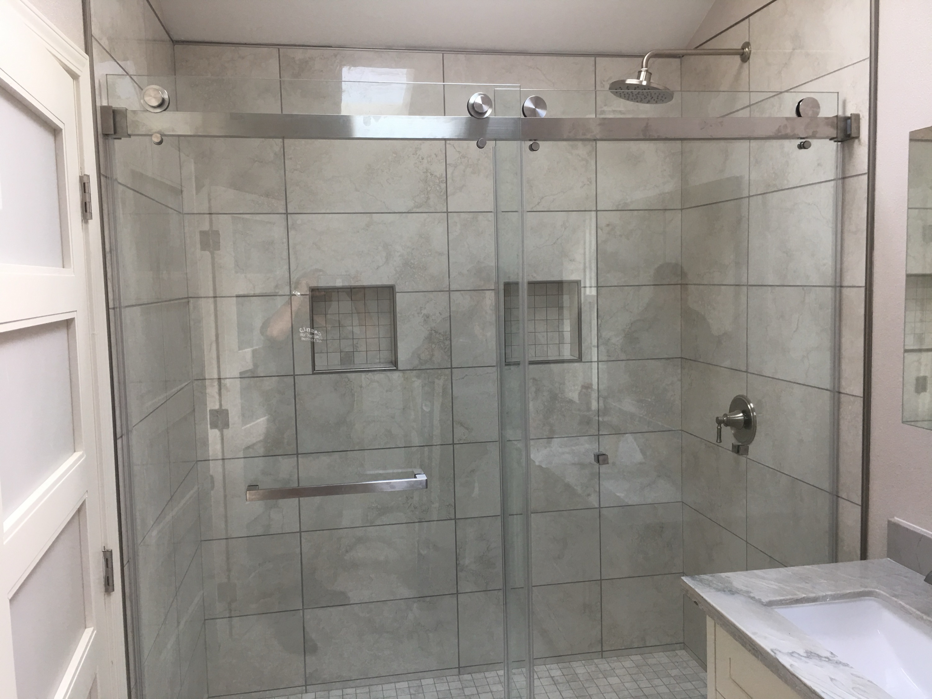 Castillo Construction and Remodeling Company Logo