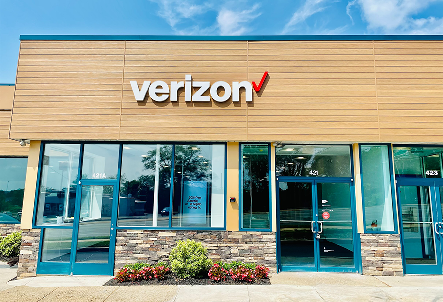 TCC, Verizon Authorized Retailer 421 W Germantown Pike Plymouth Meeting, PA