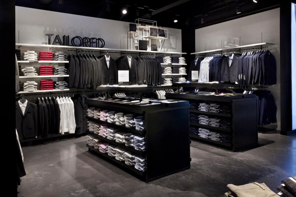 Calvin Klein Outlet, Kanalstrasse 8 in Metzingen