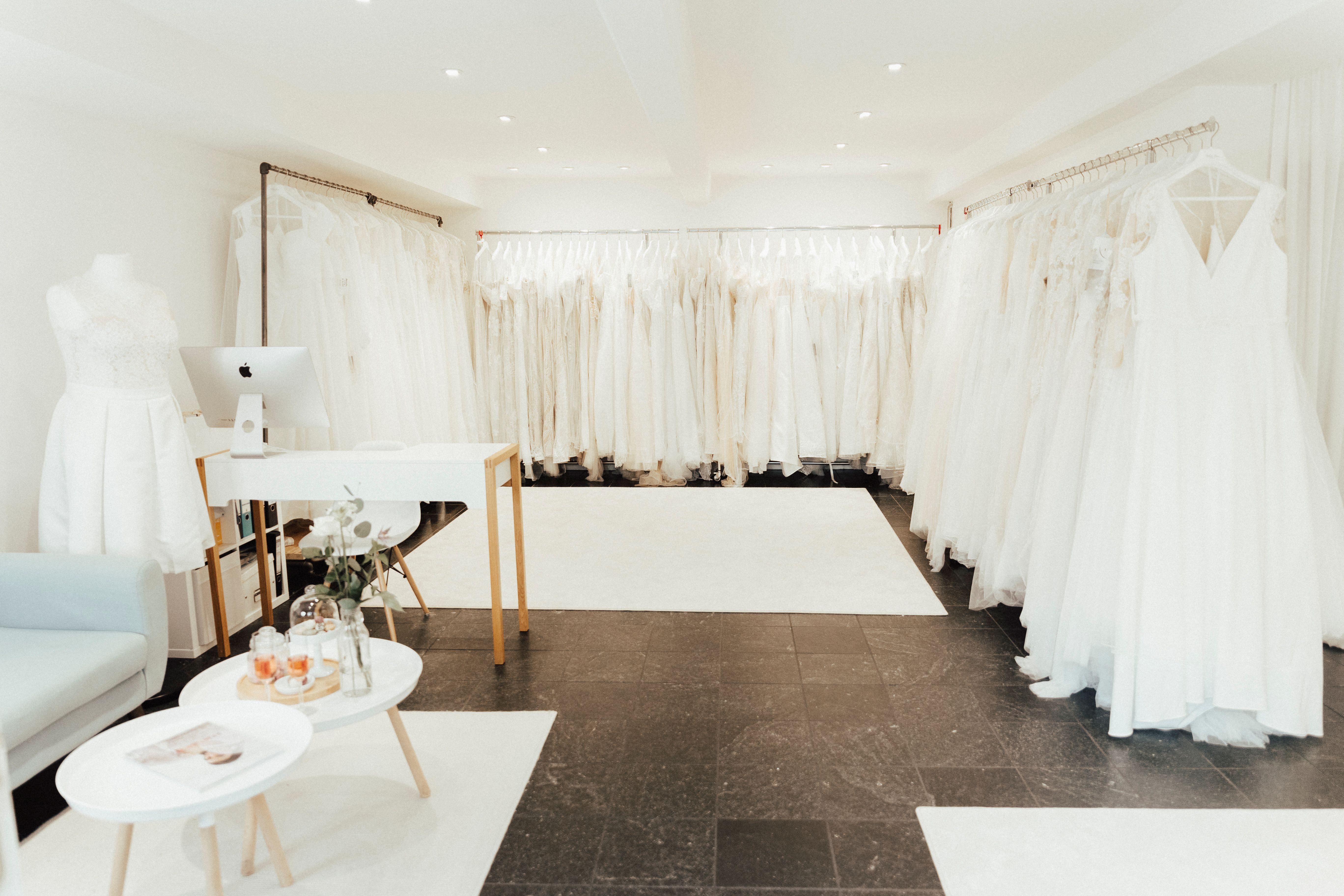 Bilder Vollkommen.Braut. - The Curvy Bridal Boutique / Plus Size Brautmode Hamburg