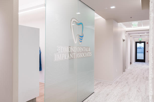 Images Edmond Dental & Implant Associates