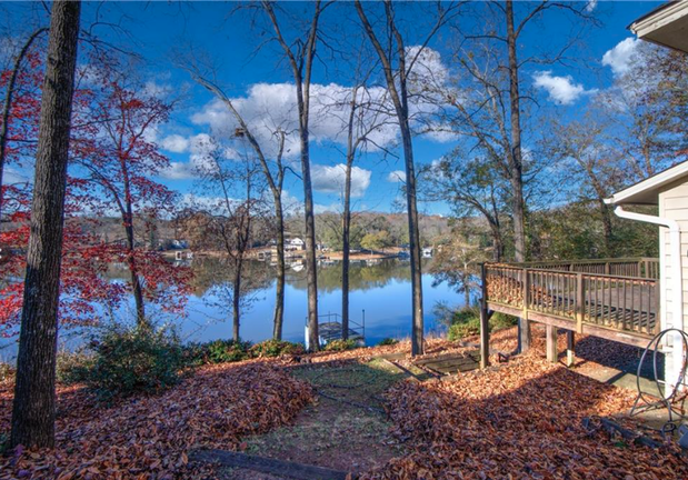 Images Lake Hartwell Properties