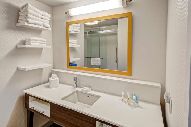 Images Hampton Inn & Suites San Jose Airport
