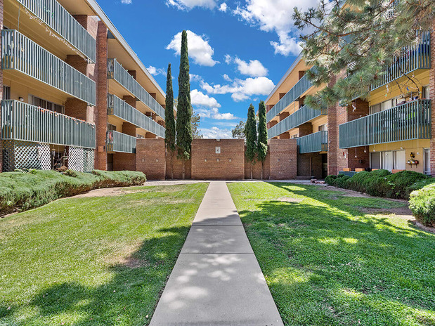 Images La Vida Buena Apartments