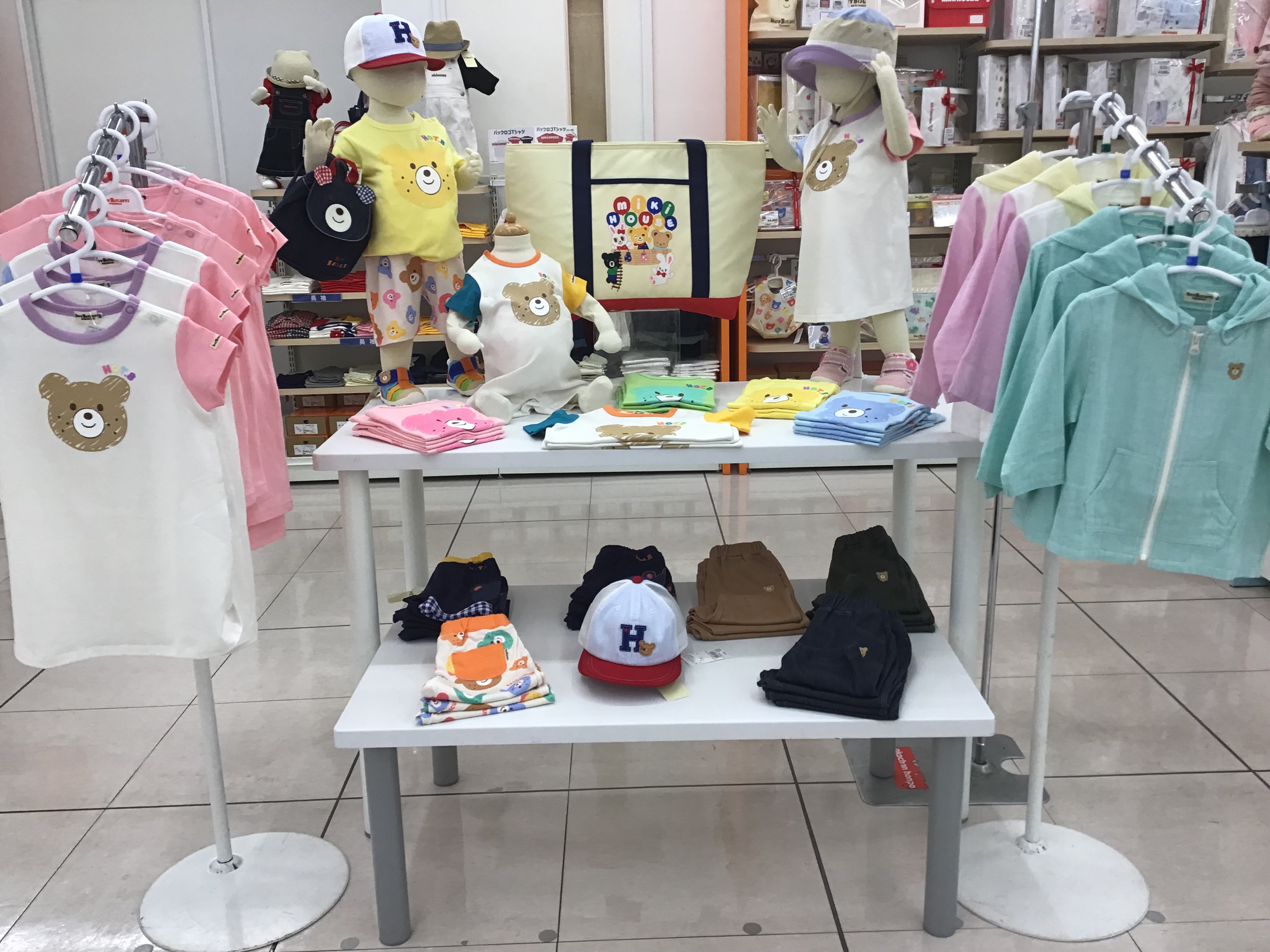 アクロスプラザ春日井店｜ベビー用品・マタニティ用品のアカチャンホンポ