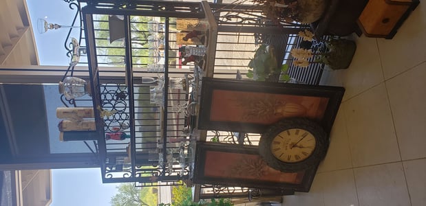 Images J and B Furniture Consignments