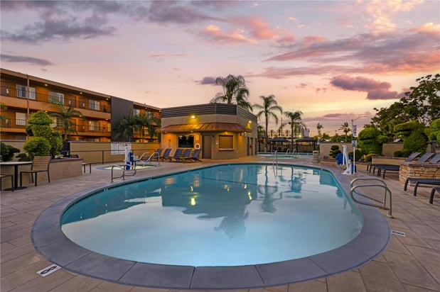 Images Best Western Plus Stovall's Inn