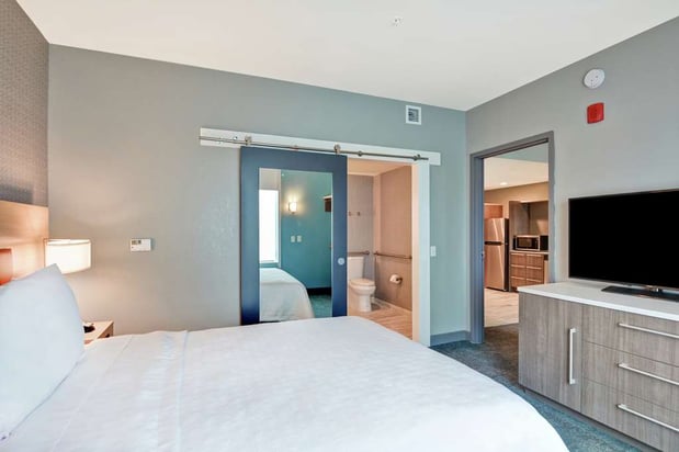 Images Home2 Suites by Hilton Jacksonville South St Johns Town Ctr