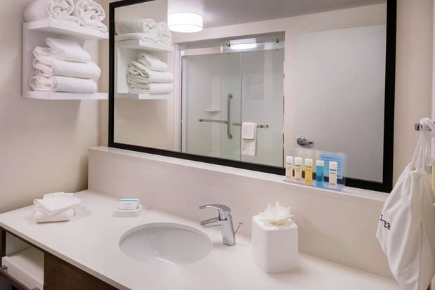 Images Hampton Inn & Suites Carson City