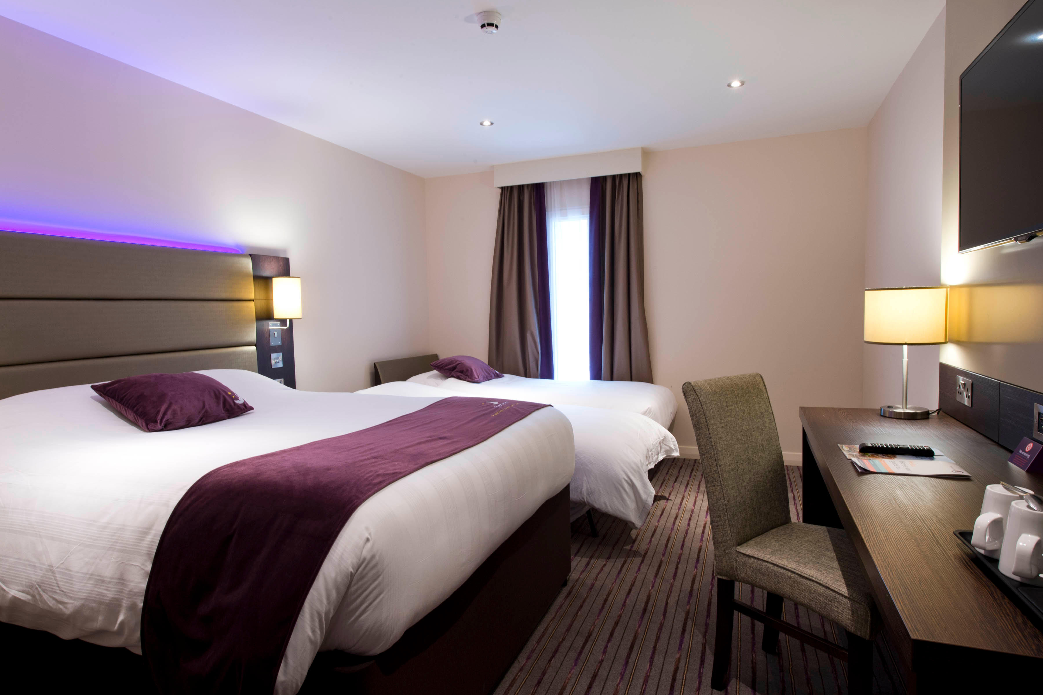 Premier Inn bedroom Premier Inn London Brixton hotel Brixton 03333 219362