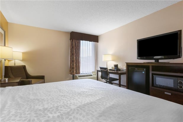 Images Best Western Plus Belle Meade Inn & Suites