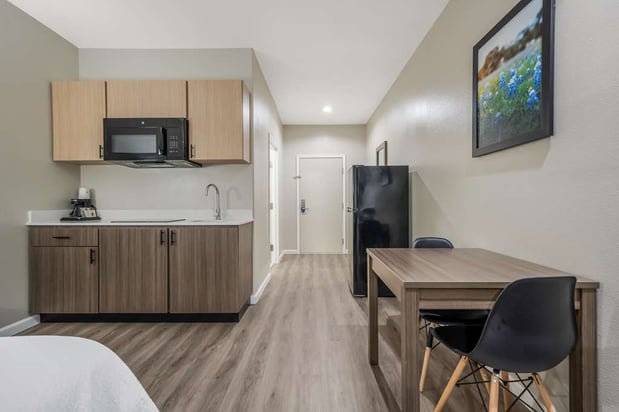 Images SureStay Studio by Best Western Conroe Downtown