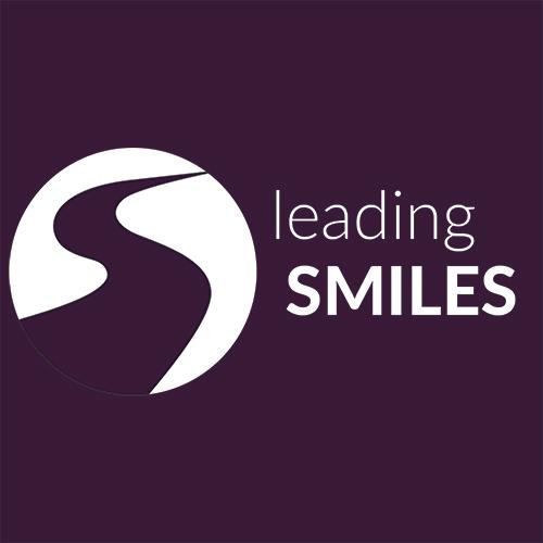Leading Smiles Logo