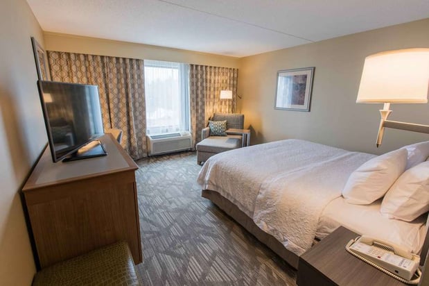 Images Hampton Inn & Suites Tilton