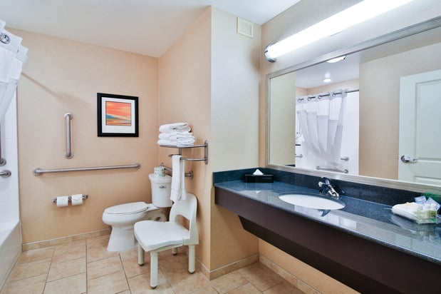 Images Holiday Inn Bismarck by IHG