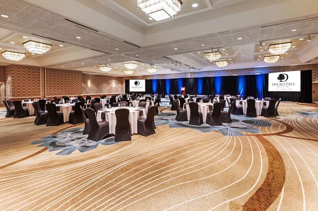 Images DoubleTree by Hilton Hotel Tulsa Downtown