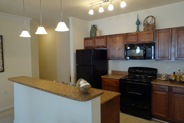 Images Tuscan Heights Apartments