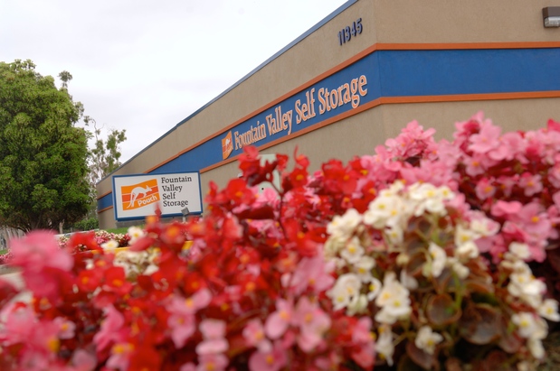 Images Fountain Valley Self Storage