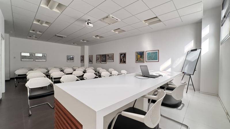 Images Giulio Pisani Business Consultant