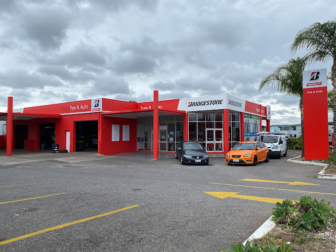 Images Bridgestone Select Tyre & Auto Reynella