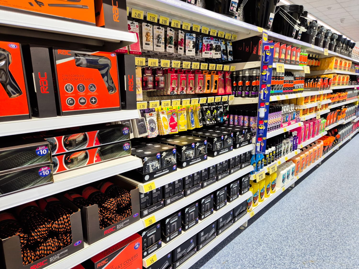 Images B&M Home Store with Garden Centre