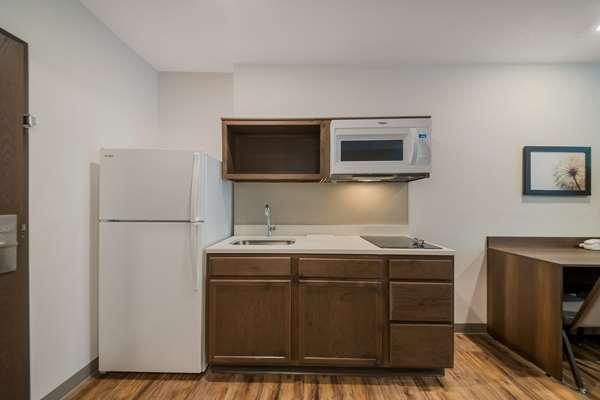 Images WoodSpring Suites Wesley Chapel-Tampa