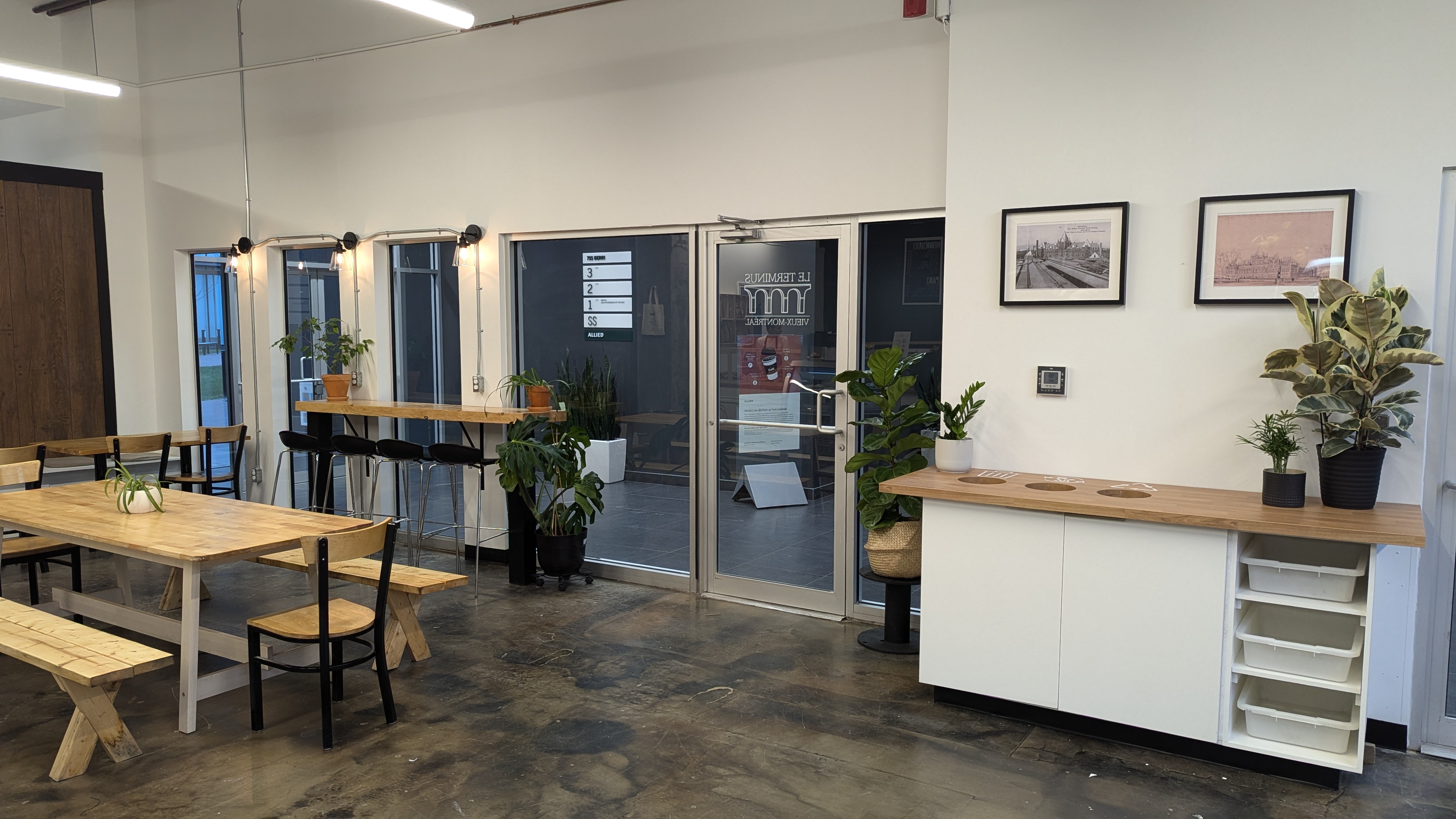 Images Le Terminus | Café - Épicerie