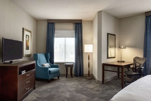 Images Hilton Garden Inn Minneapolis Downtown