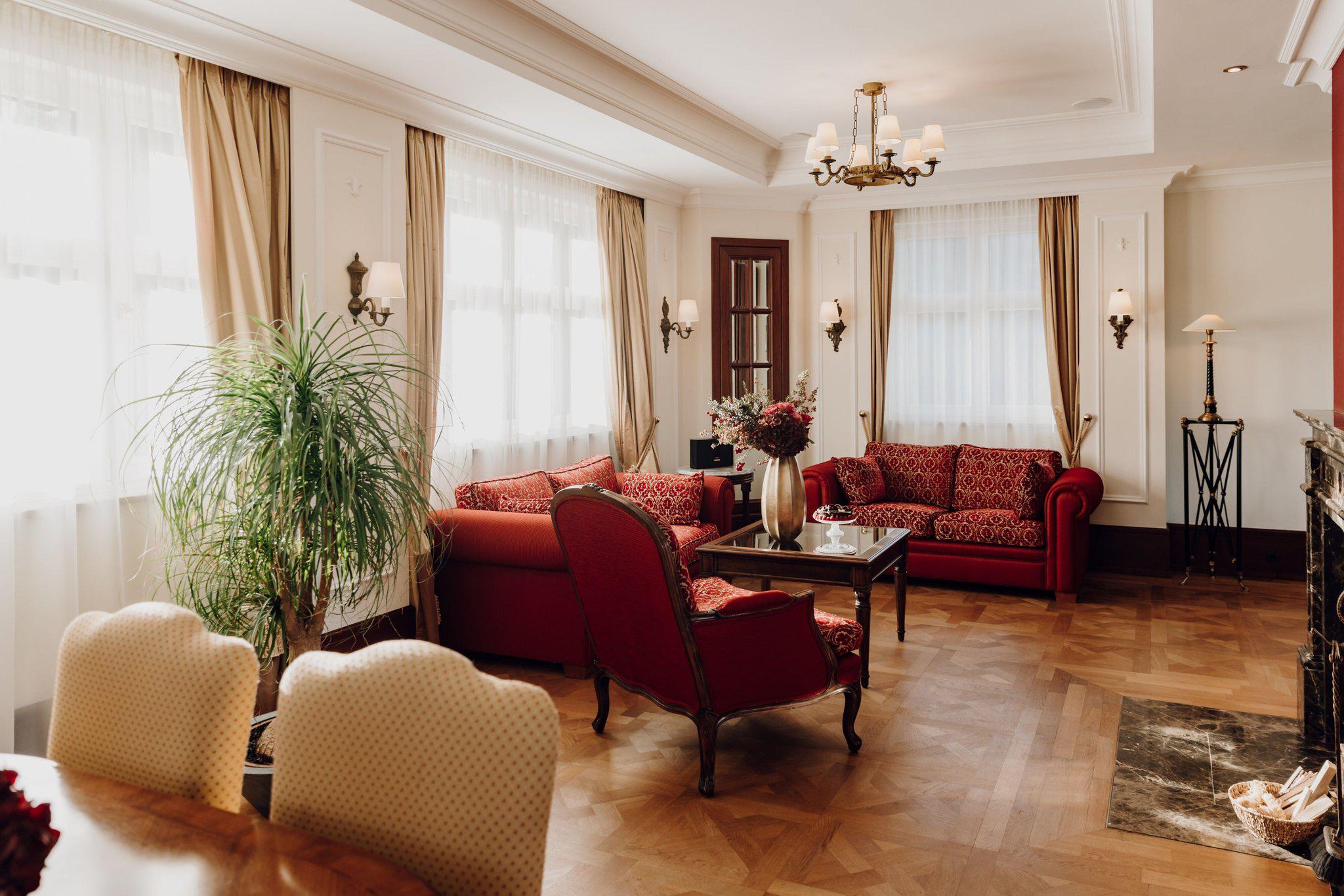 Schloss Fuschl, a Luxury Collection Resort & Spa, Fuschlsee-Salzburg, Schloss Strasse 19 in Hof Bei Salzburg