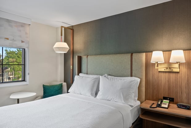 Images Holiday Inn Niagara Falls State Park Entry by IHG