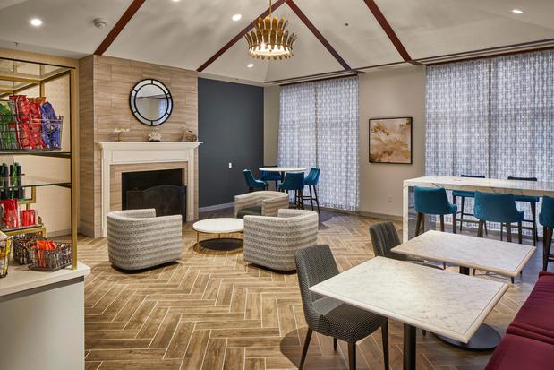Images Hotel Indigo Cleveland Downtown by IHG