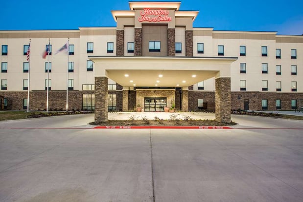 Images Hampton Inn & Suites Dallas/Ft. Worth Airport South