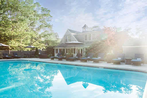 Cape Arundel Inn Club House Image