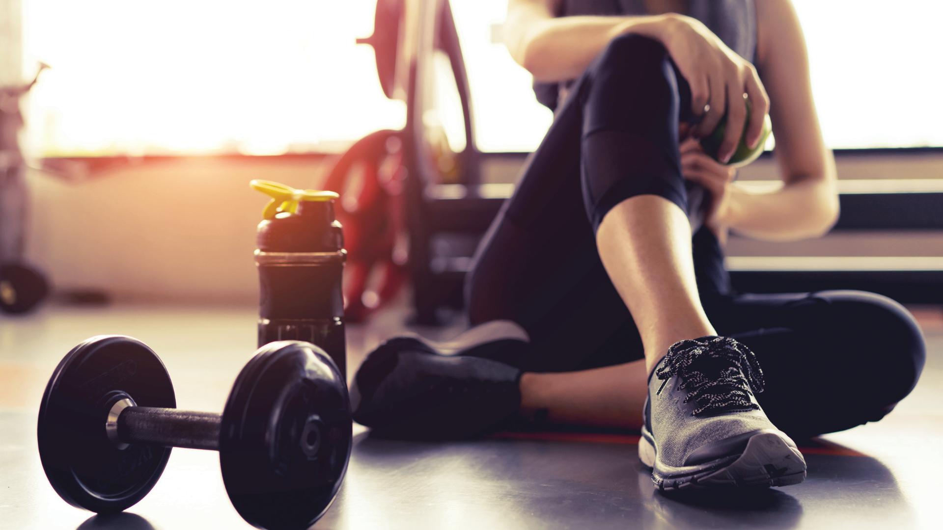 Maintain your fitness routine in the cutting-edge fitness center 